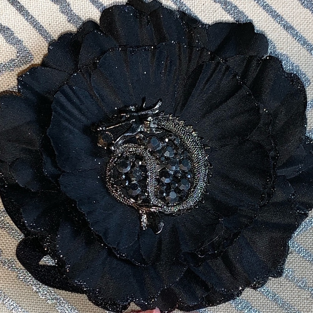 Drago Tieks flower + pink mini flower